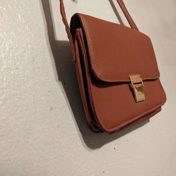 Atmosphere Handbag💥PRICE DROP💥 - Picture 3 of 7